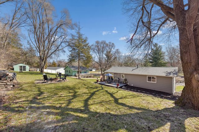 244 Quehl Avenue N, Lakeland, MN 55043