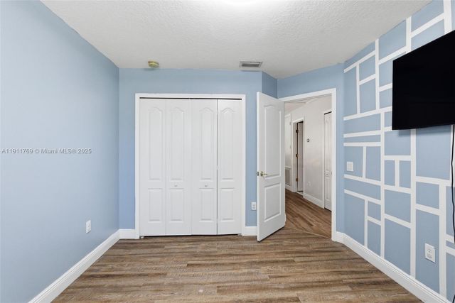 12502 LAKE VISTA DR, Tampa, FL 33534