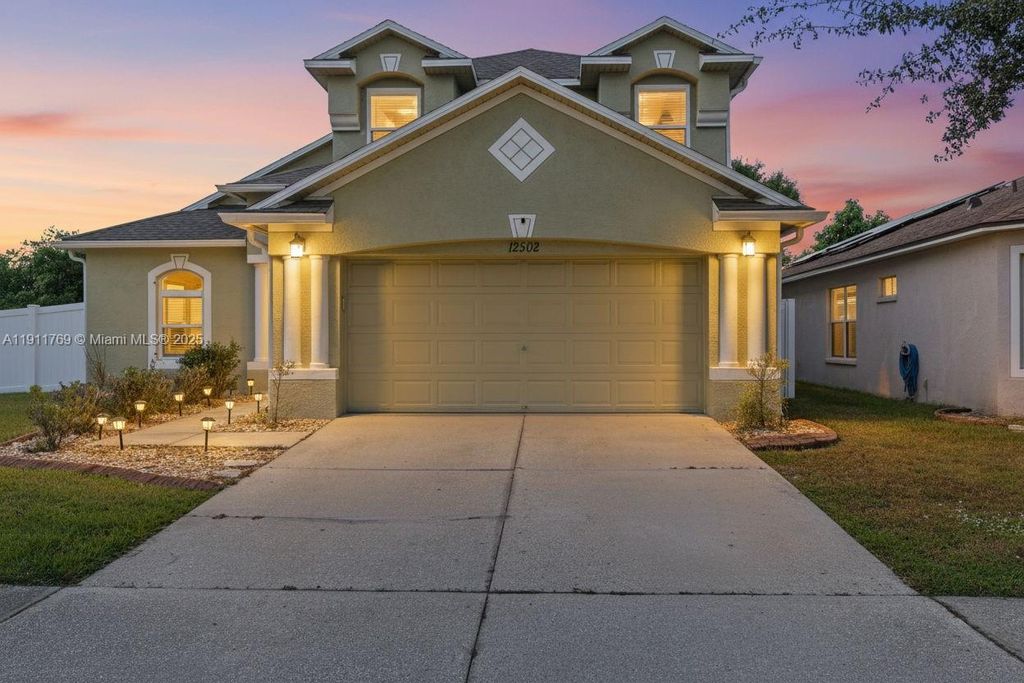 12502 LAKE VISTA DR, Tampa, FL 33534