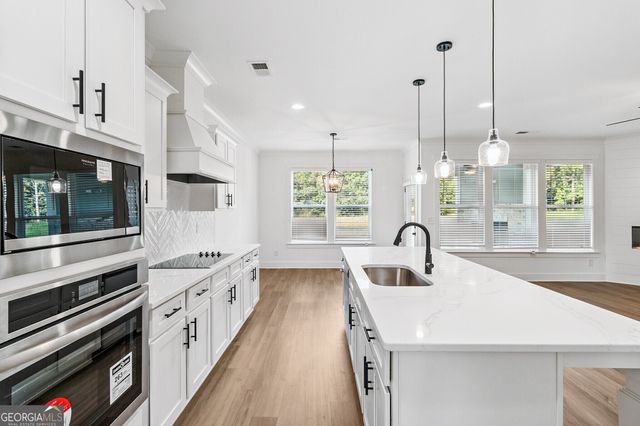 26 Cherokee Court, Good Hope, GA 30641