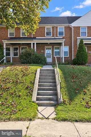 8325 HILLENDALE RD, Parkville, MD 21234