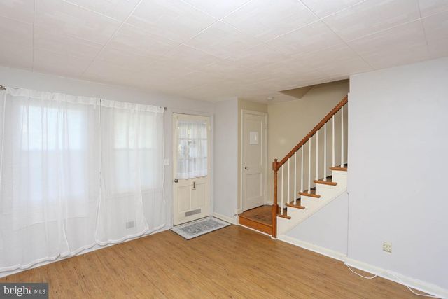 8325 HILLENDALE RD, Parkville, MD 21234
