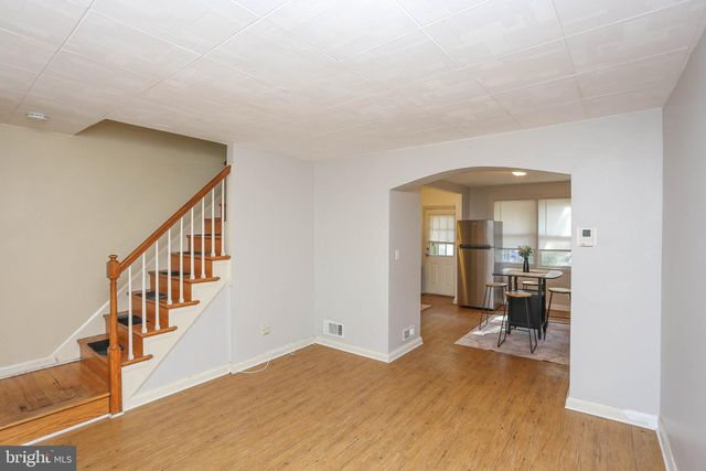 8325 HILLENDALE RD, Parkville, MD 21234