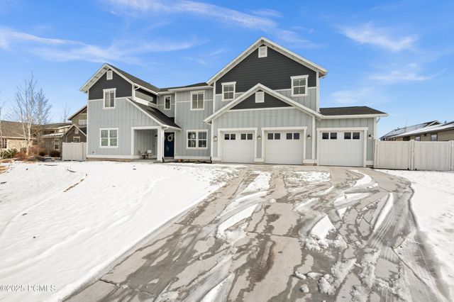 6880 N Greenfield Drive, Park City, UT 84098
