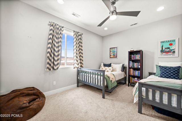 6880 N Greenfield Drive, Park City, UT 84098