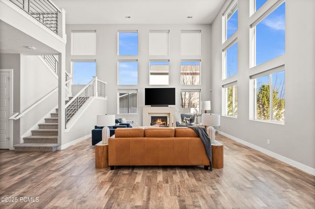 6880 N Greenfield Drive, Park City, UT 84098