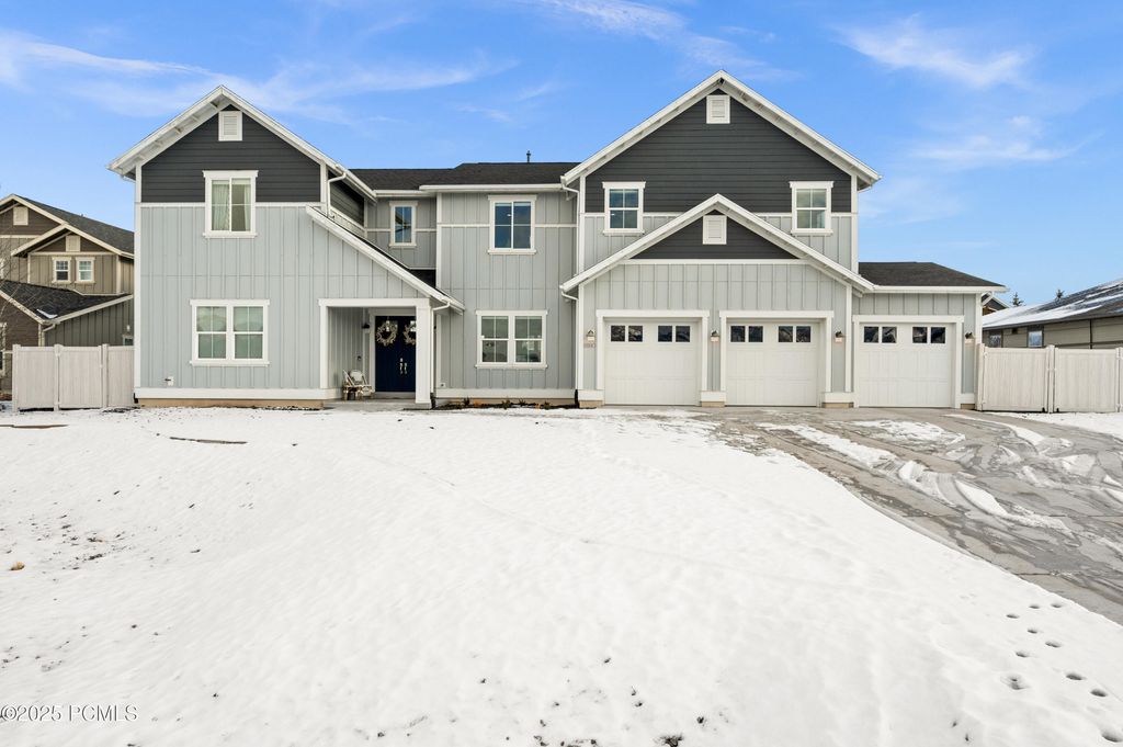 6880 N Greenfield Drive, Park City, UT 84098