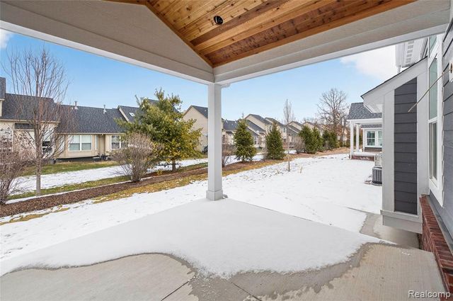 1476 Turner Drive 3, Commerce Twp, MI 48390