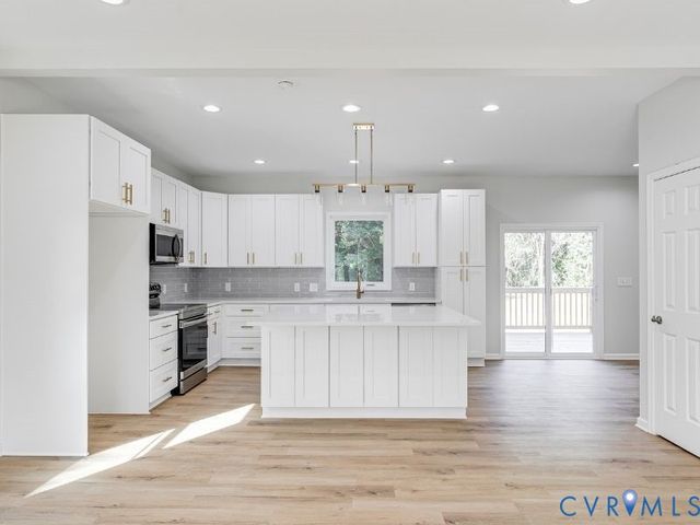 3618 Dupuy Rd, Chester, VA 23803