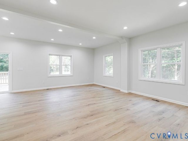 3618 Dupuy Rd, Chester, VA 23803