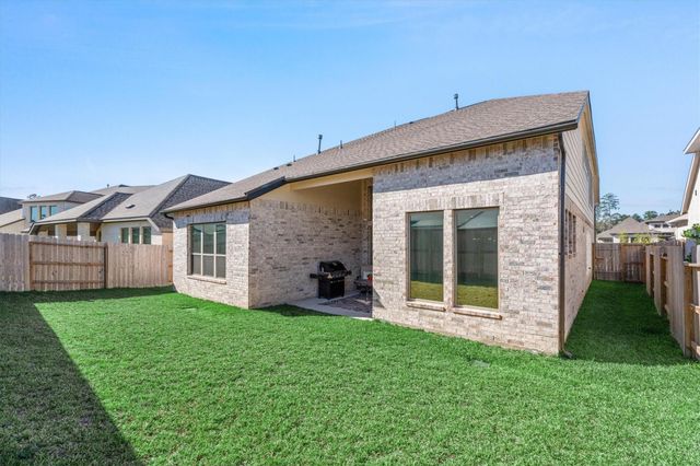 335 Texoma Plains Drive, Conroe, TX 77304