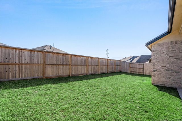 335 Texoma Plains Drive, Conroe, TX 77304