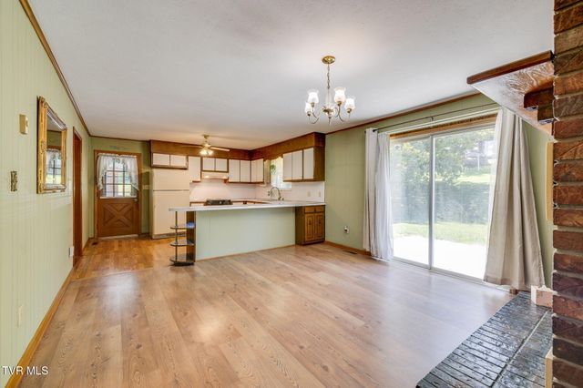129 Ford Lane, Church Hill, TN 37642