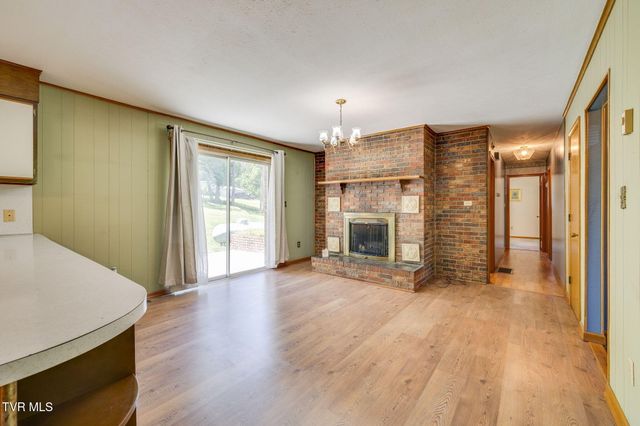 129 Ford Lane, Church Hill, TN 37642