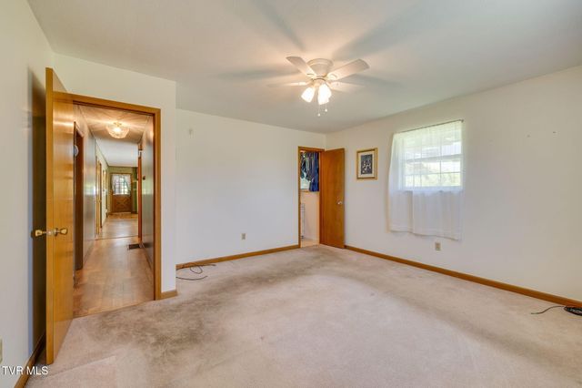 129 Ford Lane, Church Hill, TN 37642