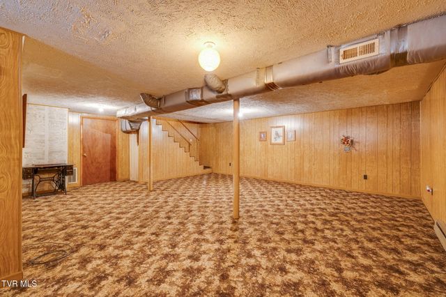129 Ford Lane, Church Hill, TN 37642