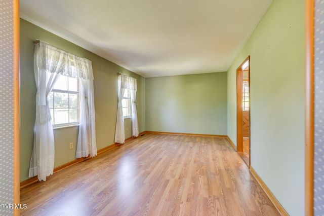 129 Ford Lane, Church Hill, TN 37642