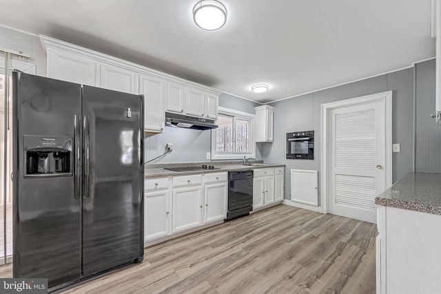 58 PARISH LN, Willingboro, NJ 08046