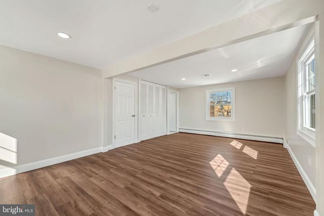 58 PARISH LN, Willingboro, NJ 08046