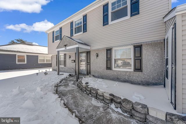 58 PARISH LN, Willingboro, NJ 08046