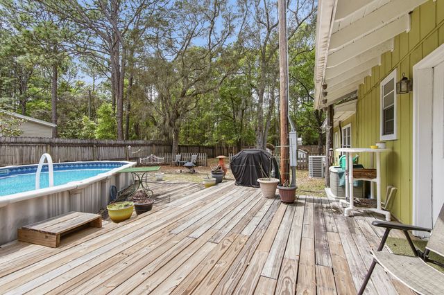 1730 J D Miller Road, Santa Rosa Beach, FL 32459