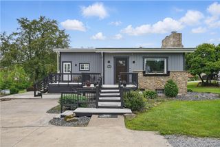 1182 W Laurel Cir, Mt Pleasant Twp, PA 15666