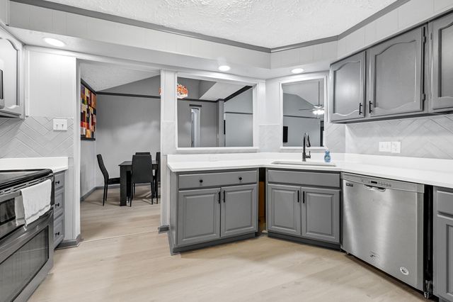 2903 Dunrich Court, League City, TX 77573