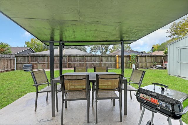 2903 Dunrich Court, League City, TX 77573