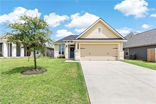 2017 Stubbs Drive, Bryan, TX 77807