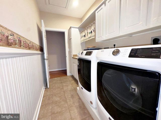 407 LOST RD, Martinsburg, WV 25403