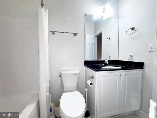 407 LOST RD, Martinsburg, WV 25403