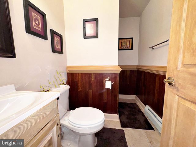 407 LOST RD, Martinsburg, WV 25403