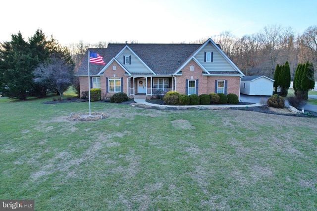 407 LOST RD, Martinsburg, WV 25403