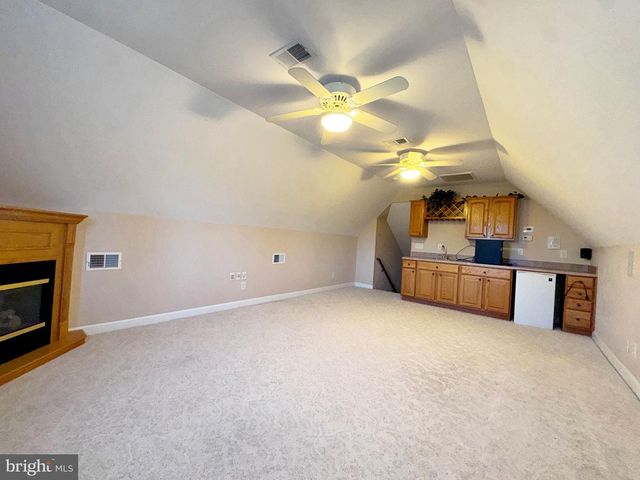 407 LOST RD, Martinsburg, WV 25403