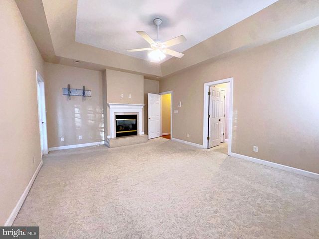 407 LOST RD, Martinsburg, WV 25403