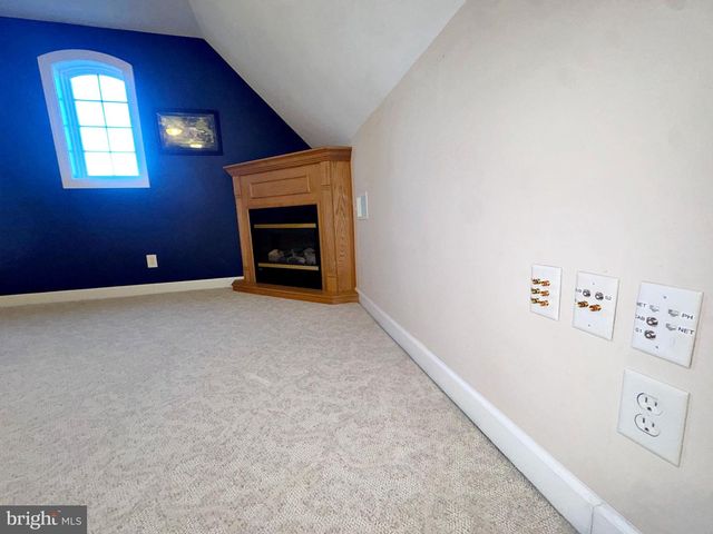 407 LOST RD, Martinsburg, WV 25403