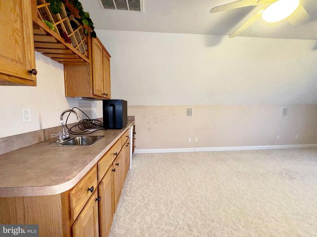 407 LOST RD, Martinsburg, WV 25403