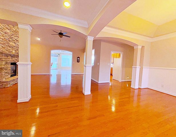 407 LOST RD, Martinsburg, WV 25403