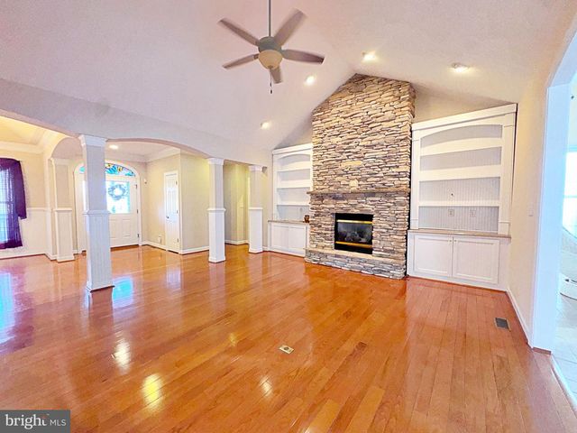 407 LOST RD, Martinsburg, WV 25403