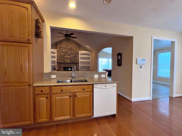 407 LOST RD, Martinsburg, WV 25403