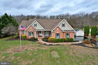 407 LOST RD, Martinsburg, WV 25403