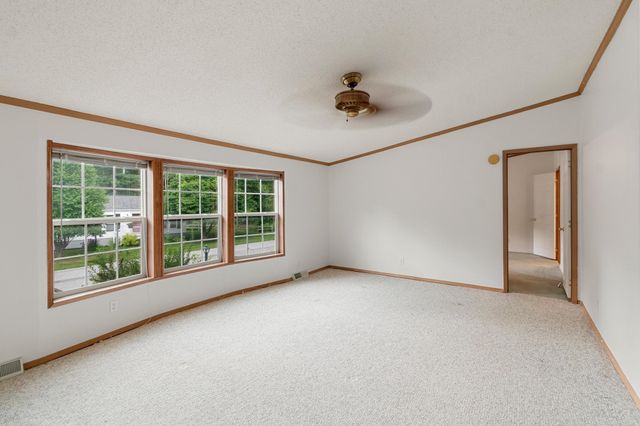 611 Meadowbend Road, Williston, VT 05495