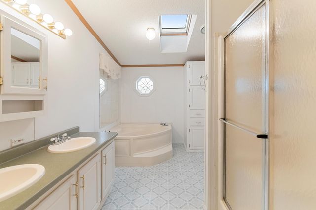 611 Meadowbend Road, Williston, VT 05495