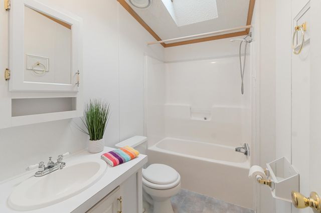 611 Meadowbend Road, Williston, VT 05495