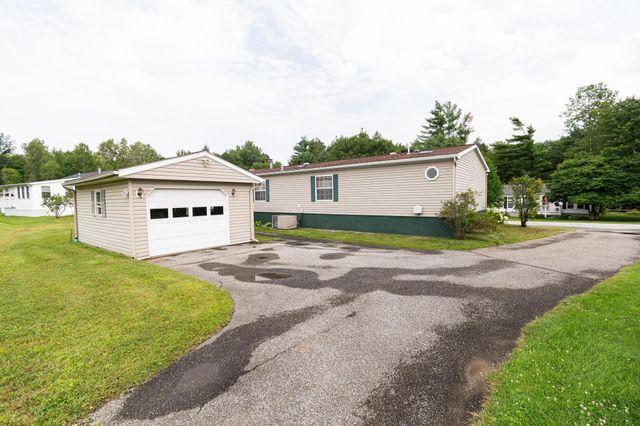 611 Meadowbend Road, Williston, VT 05495