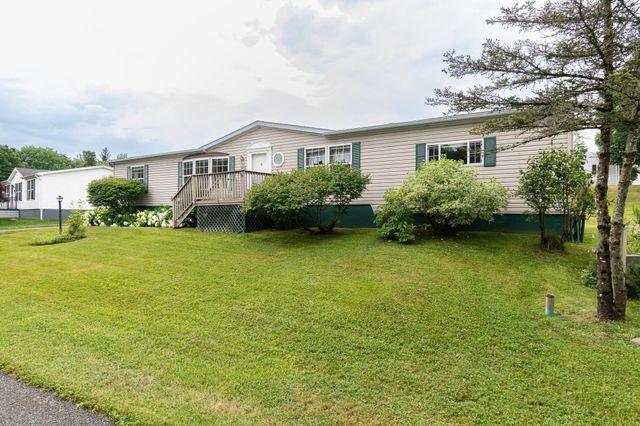 611 Meadowbend Road, Williston, VT 05495