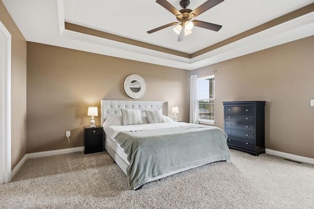 3702 CHESTNUT DR, Columbia, MO 65202