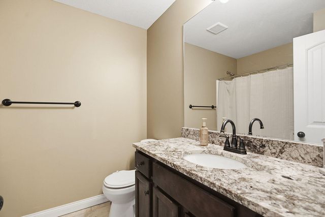 3702 CHESTNUT DR, Columbia, MO 65202