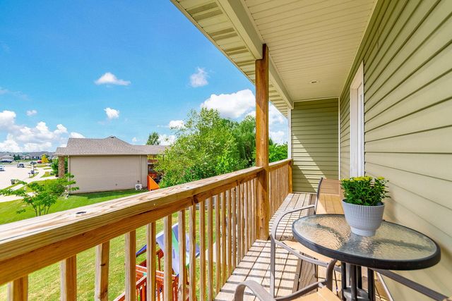 3702 CHESTNUT DR, Columbia, MO 65202