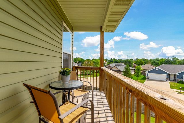 3702 CHESTNUT DR, Columbia, MO 65202